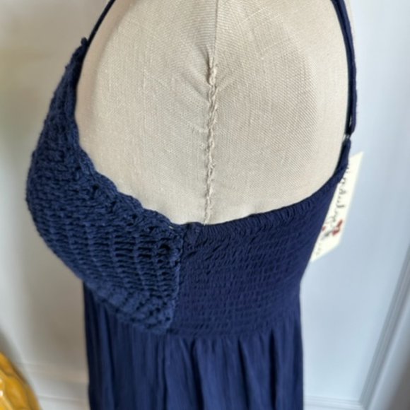 Indulge in Style Crotchet High low Dress - Picture 7 of 15